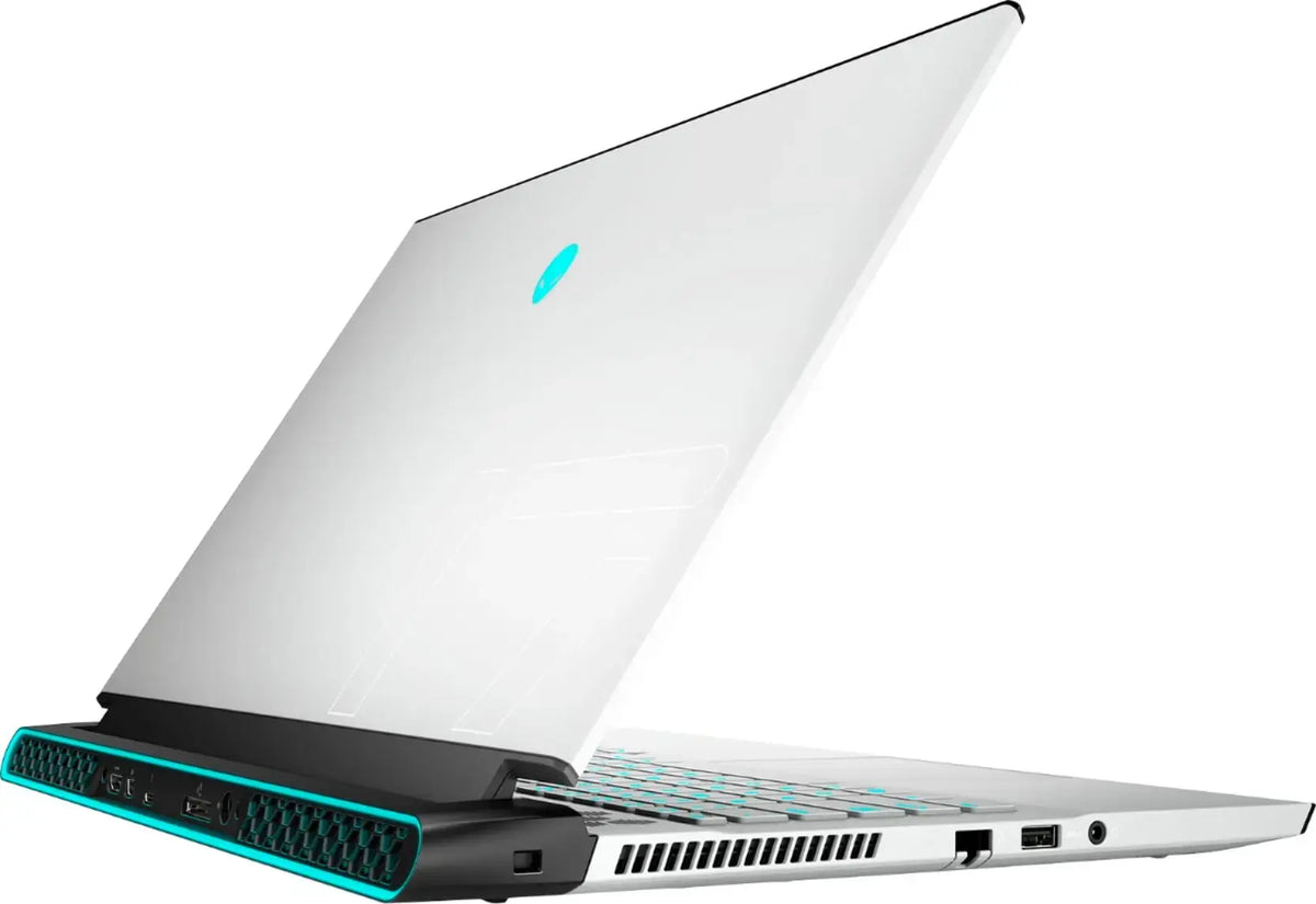 Alienware M17 R3 – 17.3" FHD 144Hz – i7-10750H – 16GB RAM – RTX 2060 – 256GB SSD