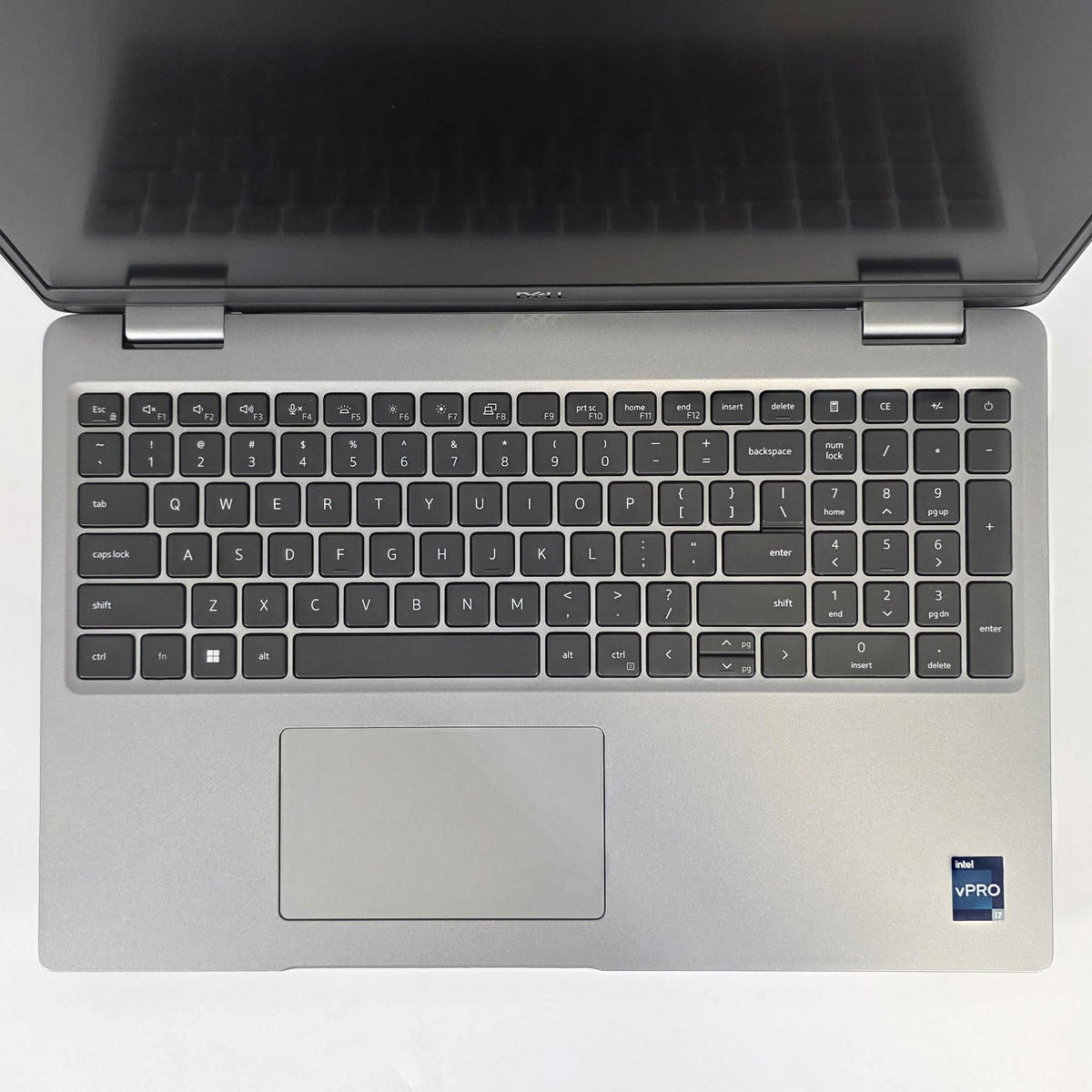 Dell Latitude 5540 15.6 Silver 1.9 GHz Intel Core i7 13th Gen. 32GB