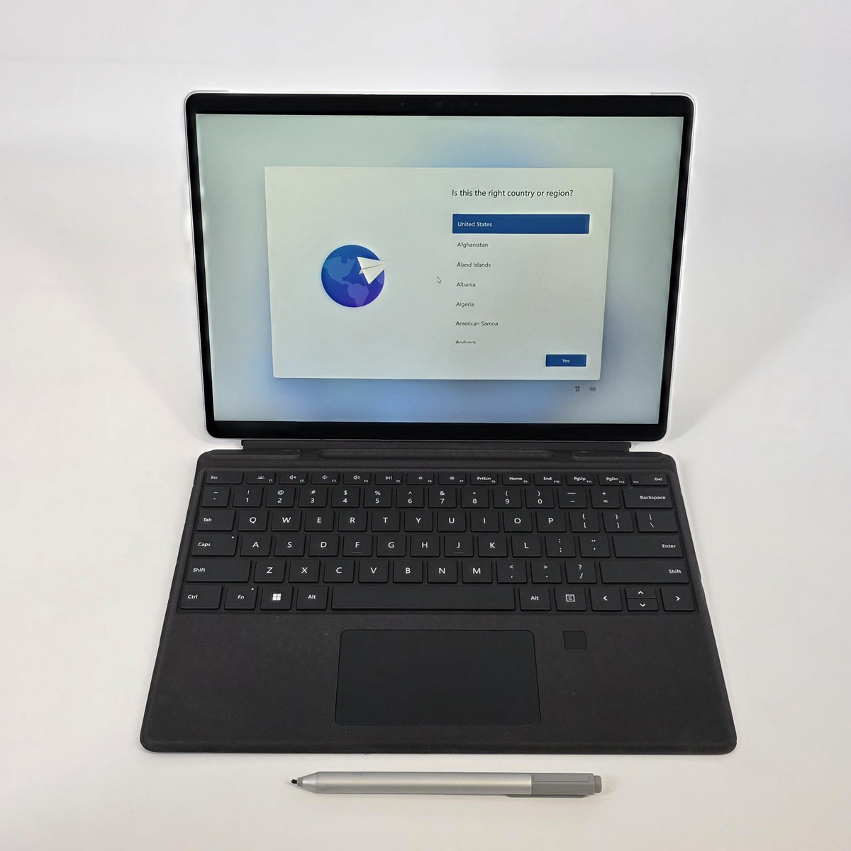 Microsoft Surface Pro 8 13 Silver WiFi 2.6 GHz Intel Core i5 11th