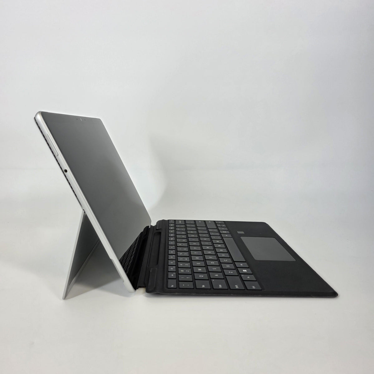 Microsoft Surface Pro 8 13 Silver WiFi 2.6 GHz Intel Core i5 11th