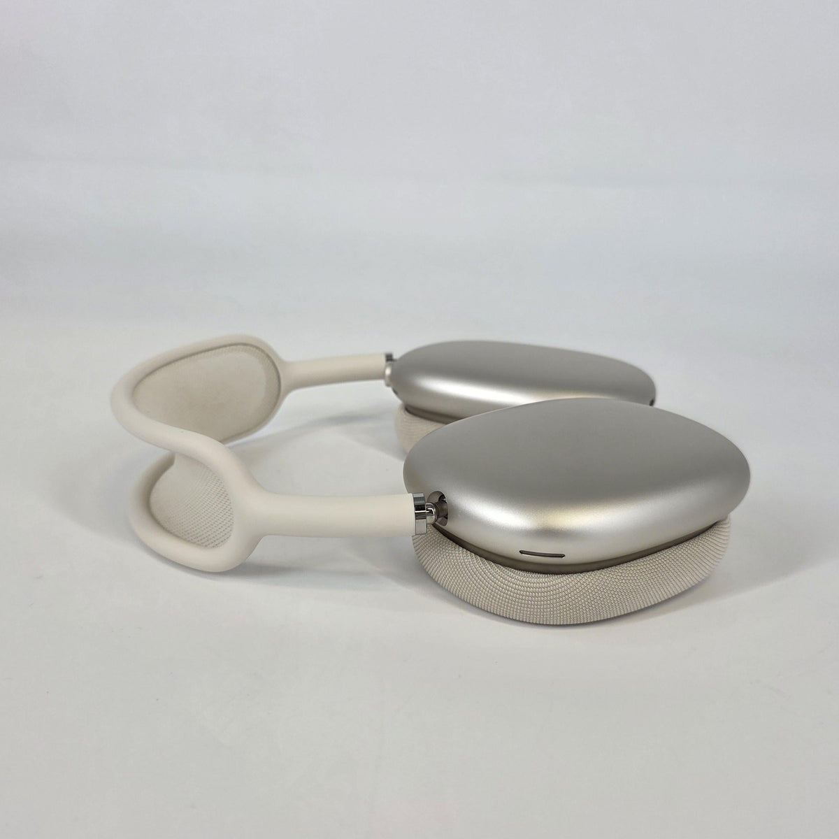 Apple AirPods Max USB-C Gold