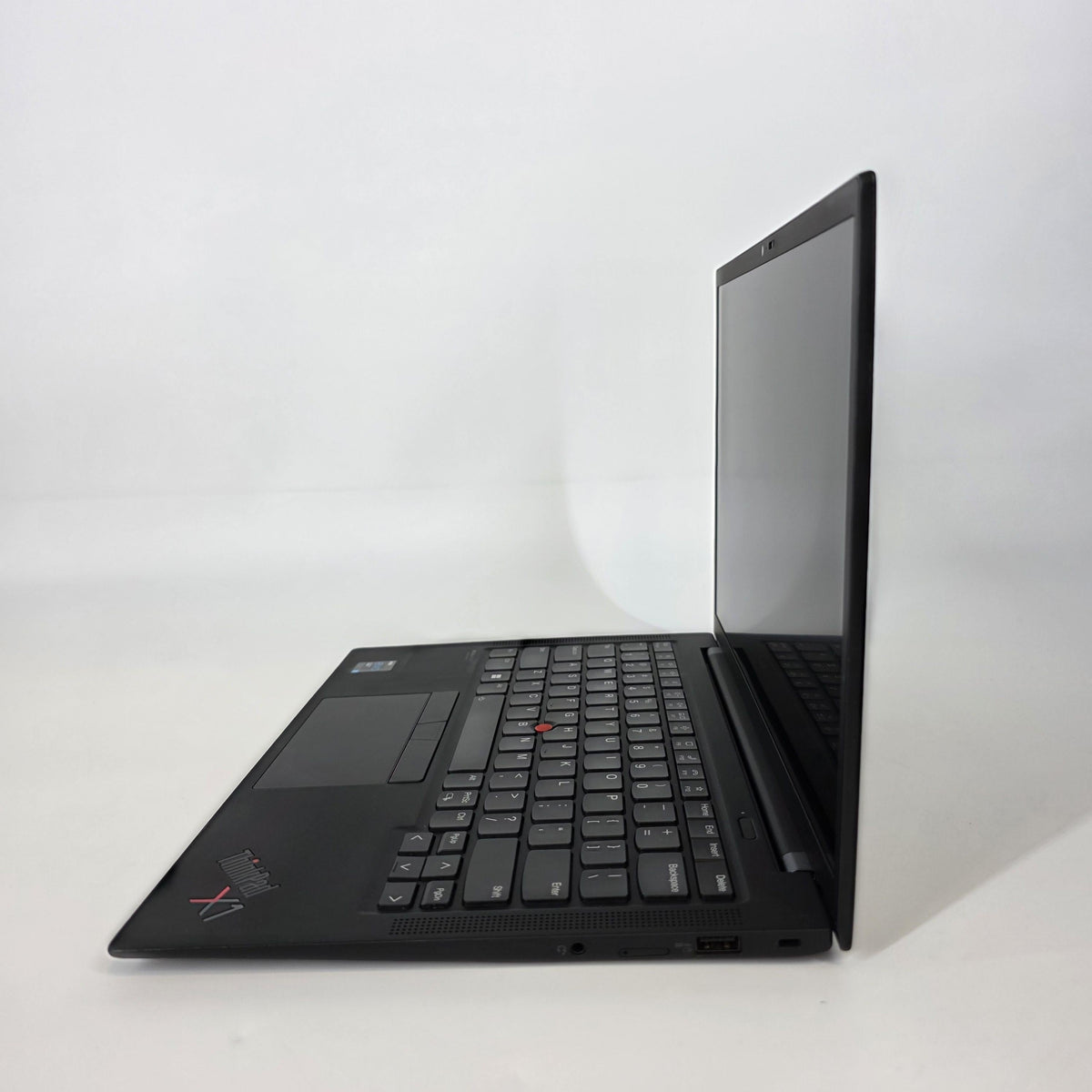Lenovo ThinkPad X1 Carbon Gen 9 14 Black 2.8 GHz Intel Core i7 11th
