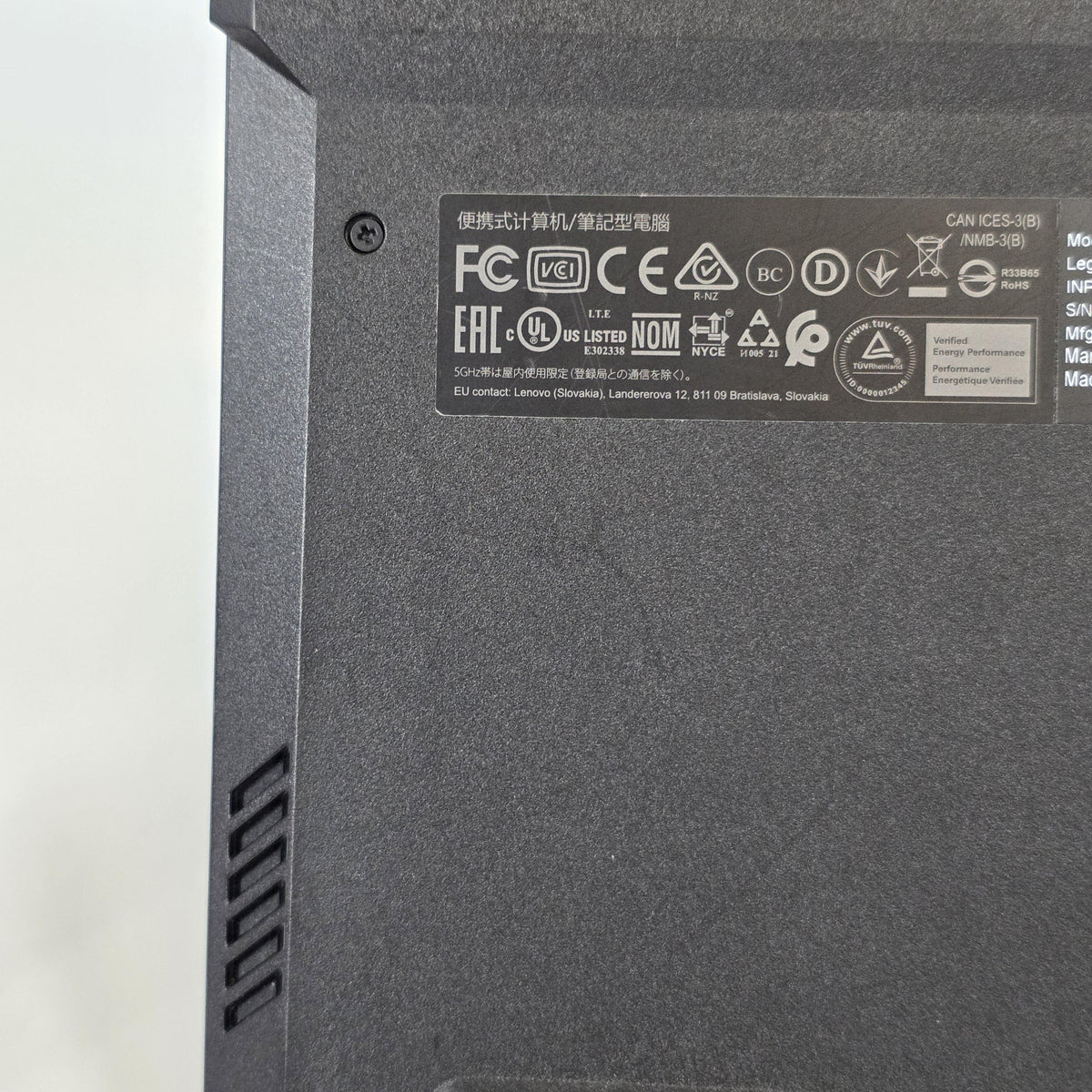 Lenovo Legion 5 15.6 Blue 3.2 GHz AMD Ryzen 7 5800H 32GB RAM 1TB