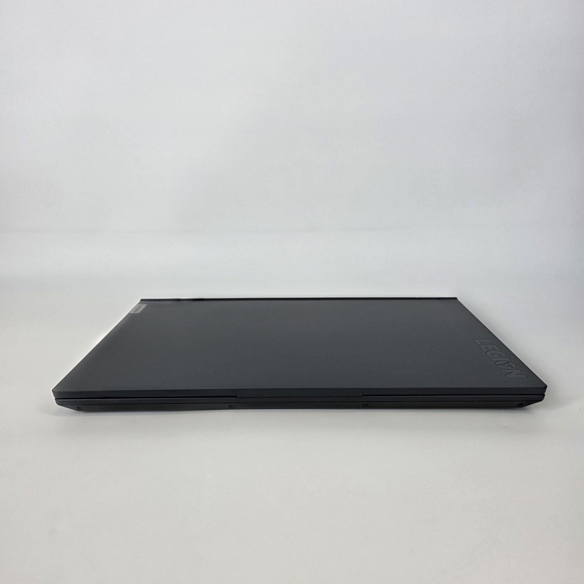 Lenovo Legion 5 15.6 Blue 3.2 GHz AMD Ryzen 7 5800H 32GB RAM 1TB