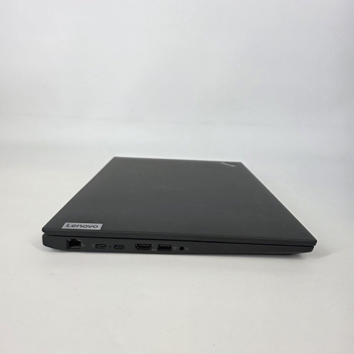 Lenovo ThinkPad T16 Gen 2 Black 3.3 GHz AMD Ryzen 7 Pro 7840U 16GB