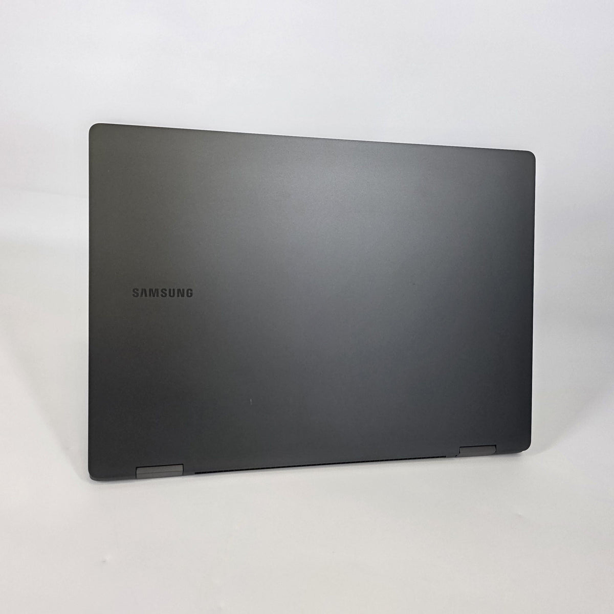 Samsung Galaxy Book3 Pro 360 16 Graphite 2.2 GHz Intel Core i7 13th