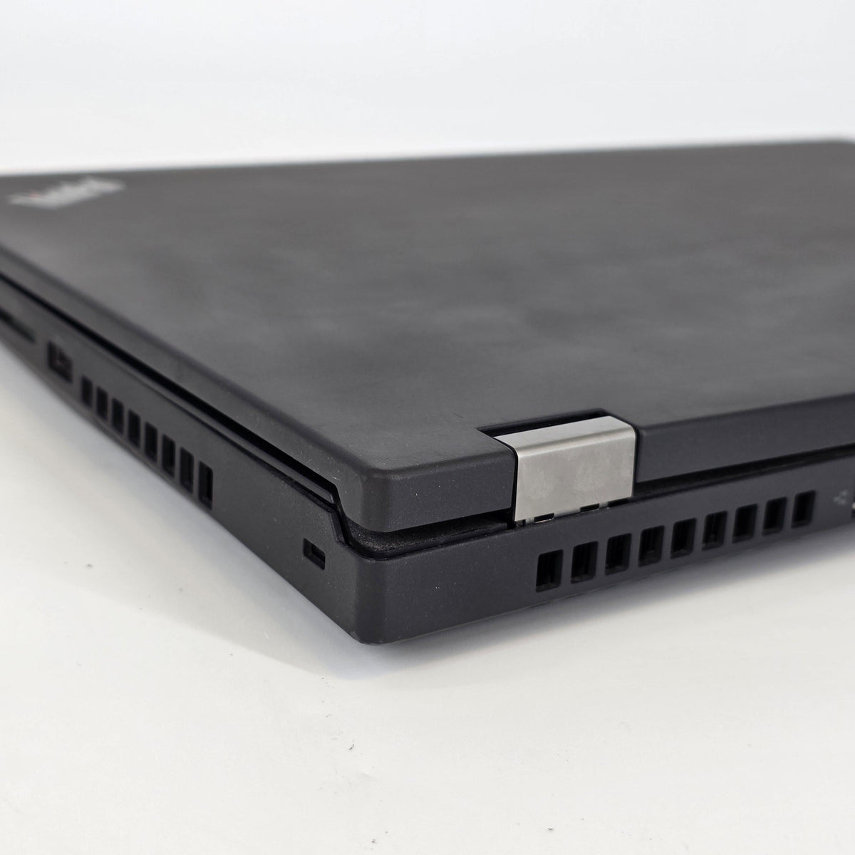Lenovo ThinkPad P15 Gen 2 Black 2.6 GHz Intel Core i9 11th Gen. 64GB