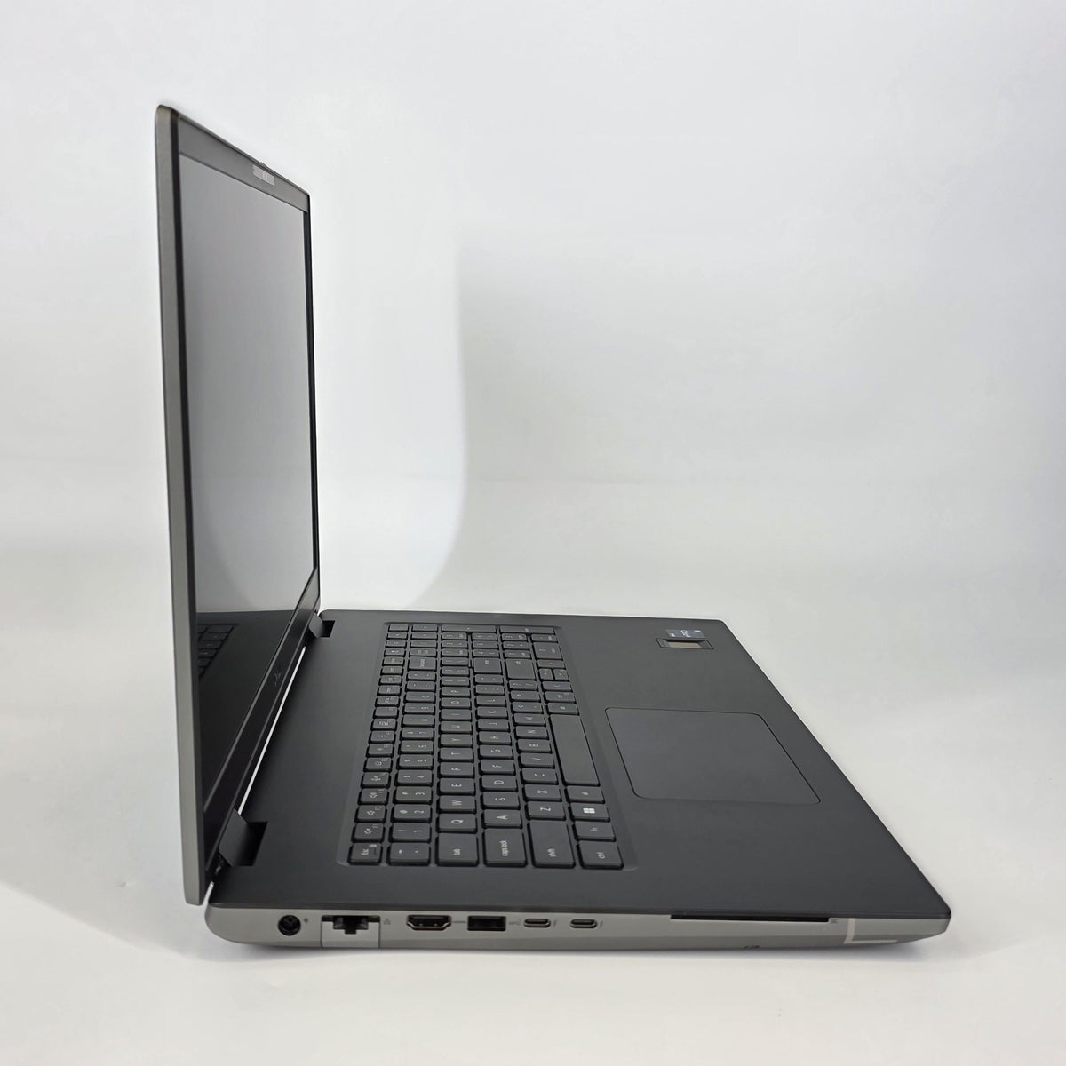 Dell Precision 7780 17.3 Gray 2.2 GHz Intel Core i9 13th Gen. 32GB