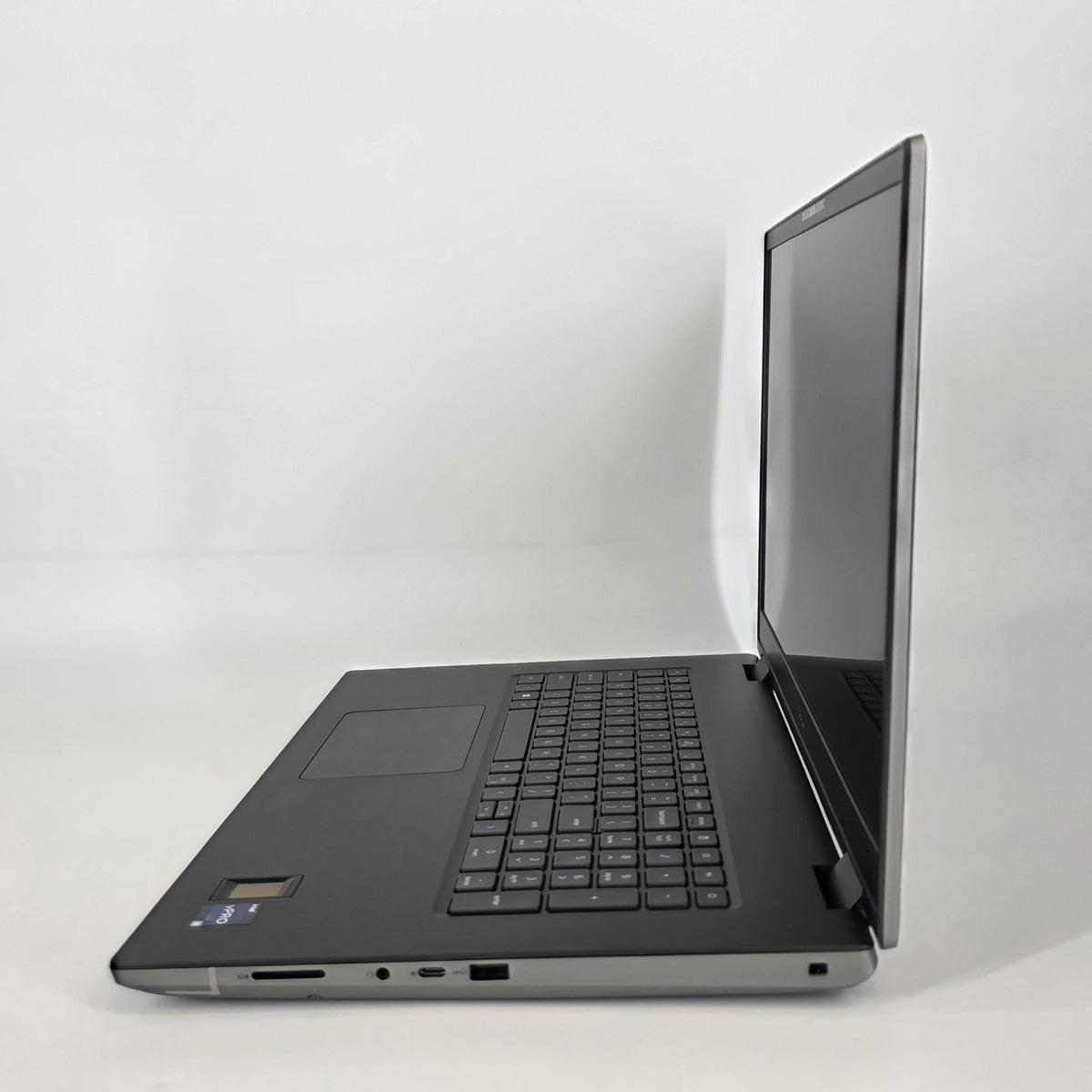 Dell Precision 7780 17.3 Gray 2.2 GHz Intel Core i9 13th Gen. 32GB