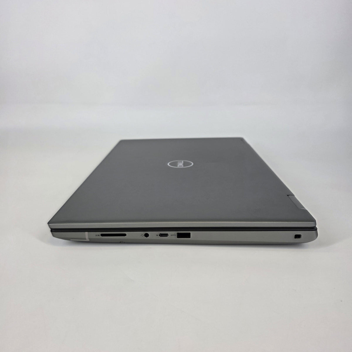 Dell Precision 7780 17.3 Gray 2.2 GHz Intel Core i9 13th Gen. 32GB