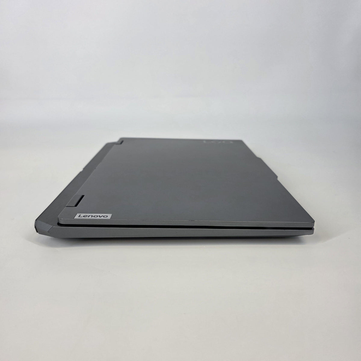 Lenovo LOQ 15 Gray 3.1 GHz AMD Ryzen 7 7435HS 32GB RAM 1TB Solid