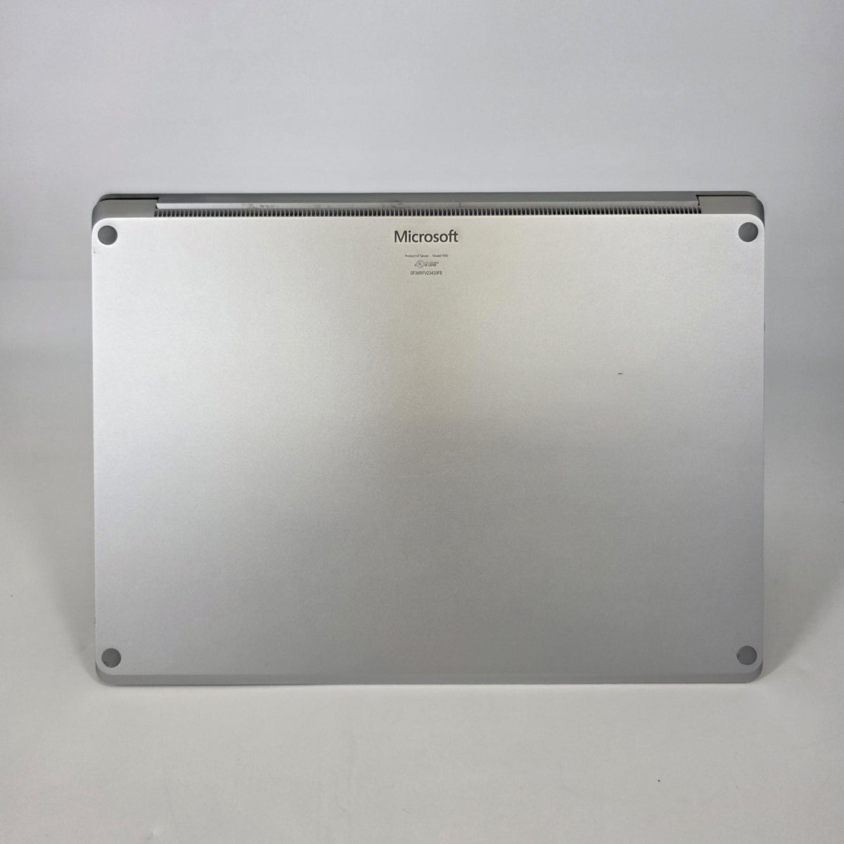 Microsoft Surface Laptop 5 13.5 Platinum 2.7 GHz Intel Core i7 12th