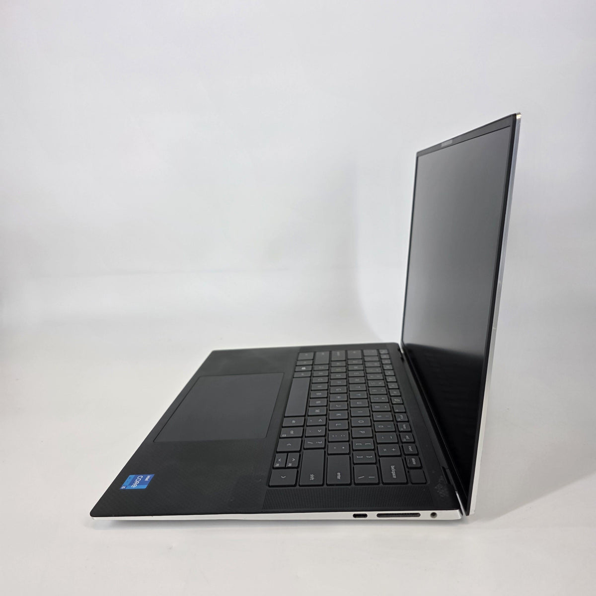 Dell XPS 15 9510 Silver 2.7 GHz Intel Core i5 11th Gen. 32GB RAM