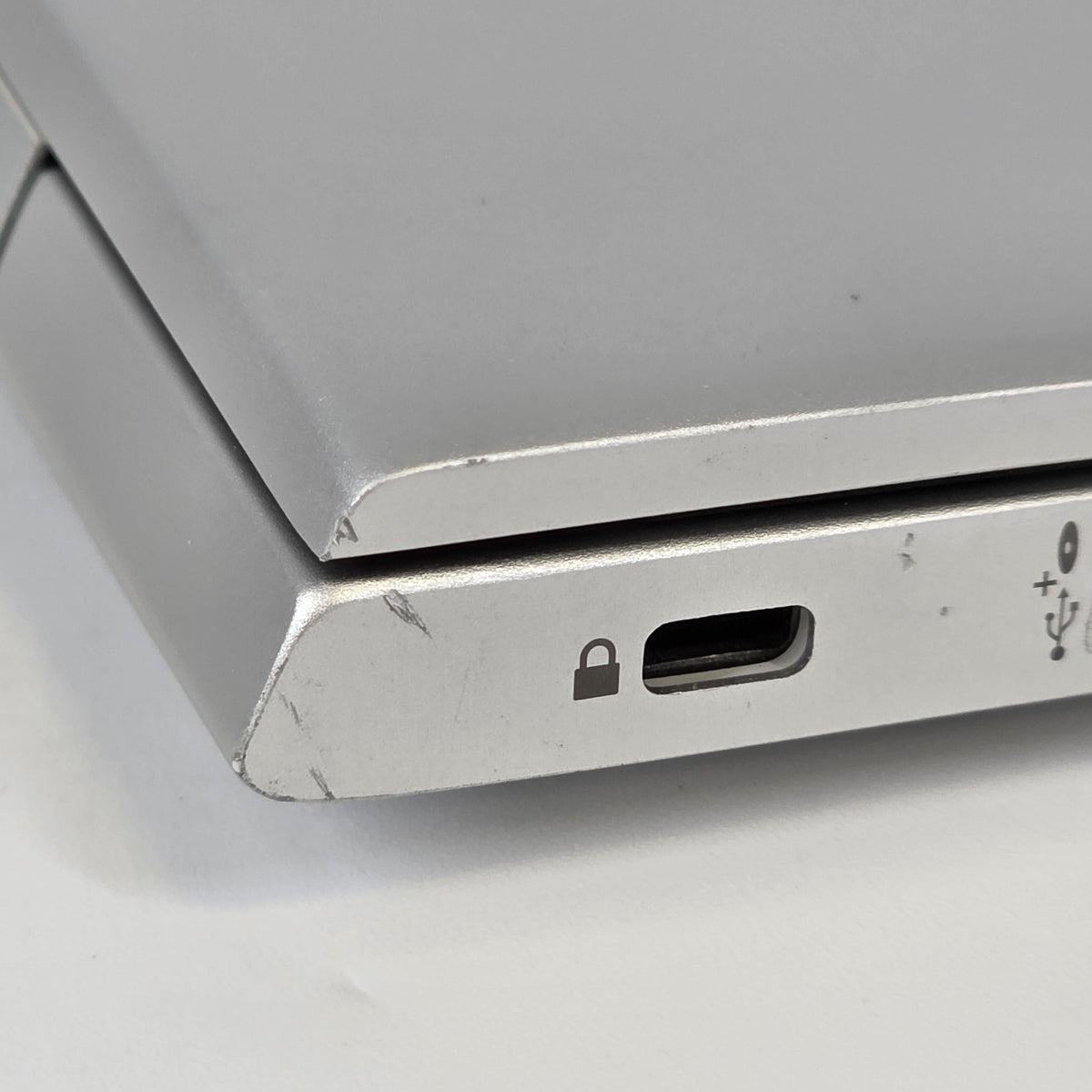 HP ProBook 450 G6 15.6 Silver 1.8 GHz Intel Core i7 8th Gen. 16GB RAM