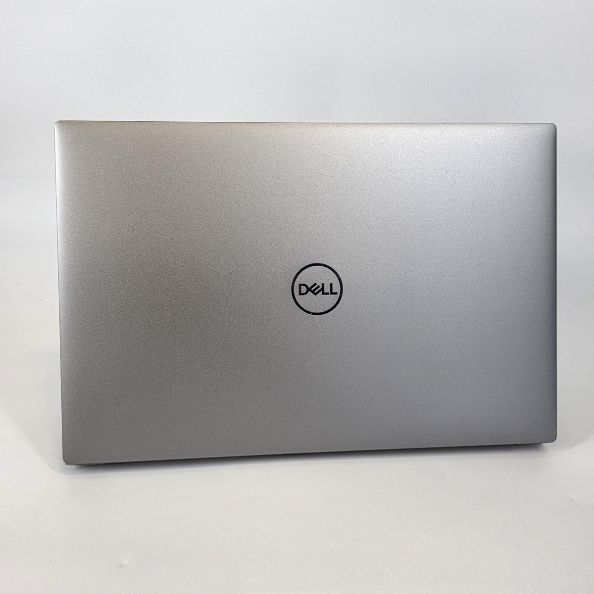 Dell Precision 5560 15.6 Gray 2.5 GHz Intel Core i7 11th Gen. 32GB