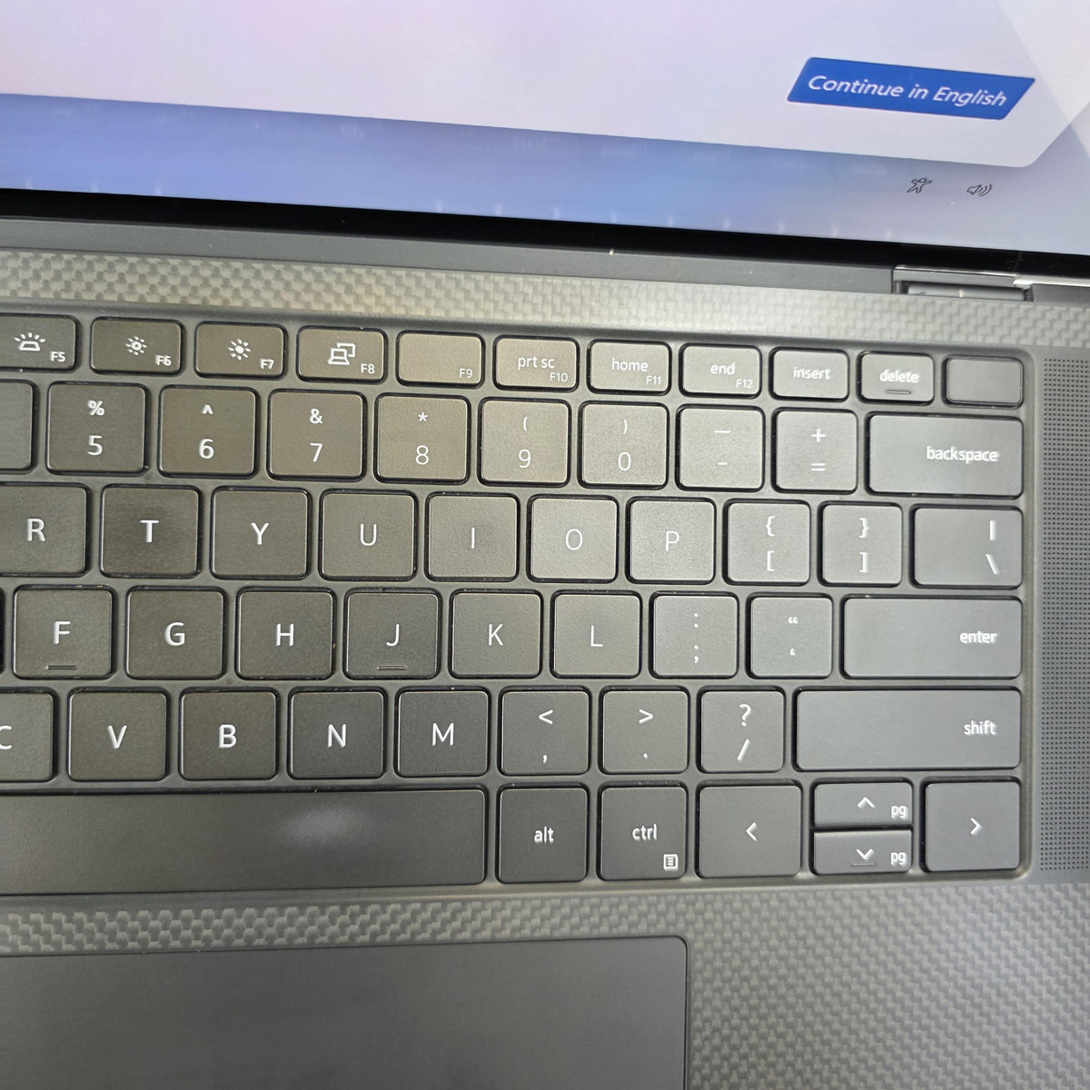 Dell XPS 15 9510 Silver 2.3 GHz Intel Core i7 11th Gen. 16GB RAM