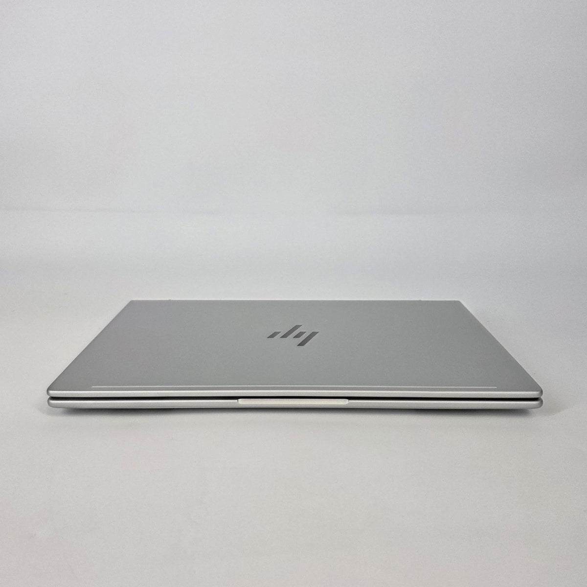 HP Elitebook 8 G2i 14 Silver 2.4 GHz Intel Core Ultra 7 Series 3 32GB