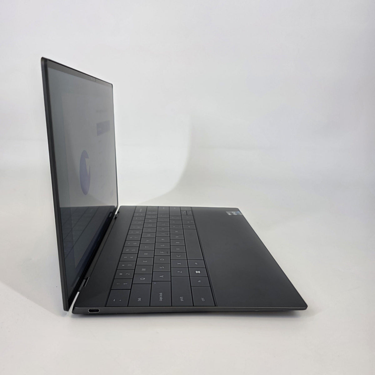 Dell XPS 13 Plus 9320 Black 2.2 GHz Intel Core i7 13th Gen. 32GB RAM