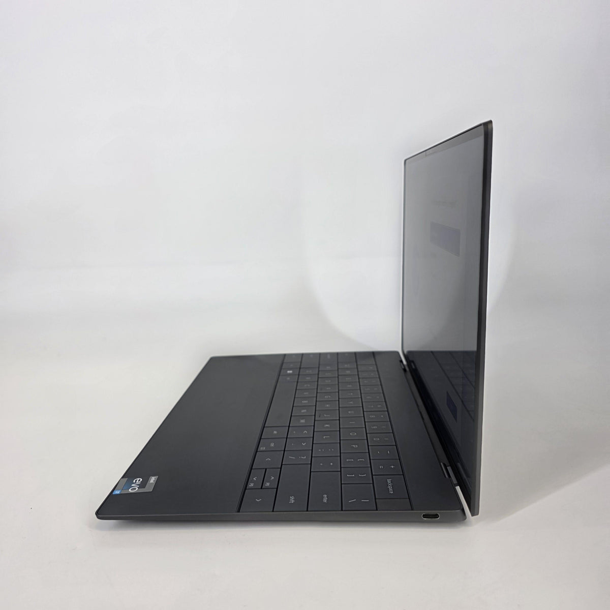 Dell XPS 13 Plus 9320 Black 2.2 GHz Intel Core i7 13th Gen. 32GB RAM