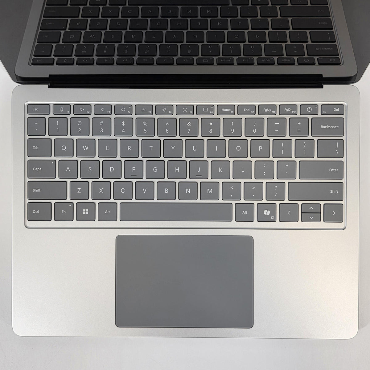 Microsoft Surface Laptop 7 13.8 Platinum WiFi 3.4 GHz Qualcomm