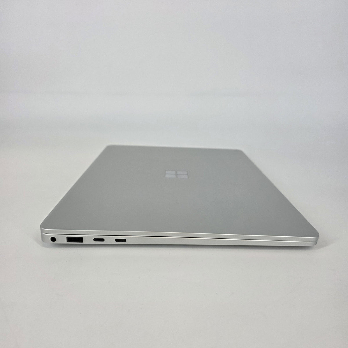 Microsoft Surface Laptop 7 13.8 Platinum WiFi 3.4 GHz Qualcomm