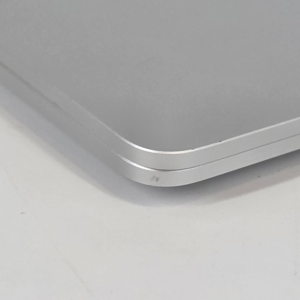 Microsoft Surface Laptop 7 13.8 Platinum WiFi 3.4 GHz Qualcomm