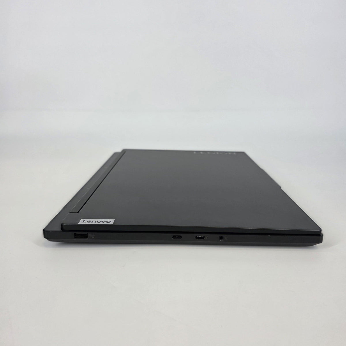 Lenovo Legion 7i Gen 9 16 Black 2.2 GHz Intel Core i9 14th Gen. 32GB