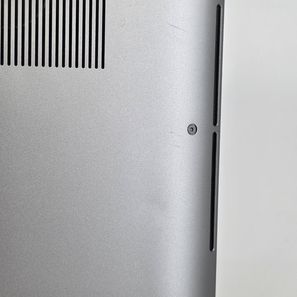 Dell Precision 5760 17 Gray 2.6 GHz Intel Core i9 11th Gen. 64GB RAM