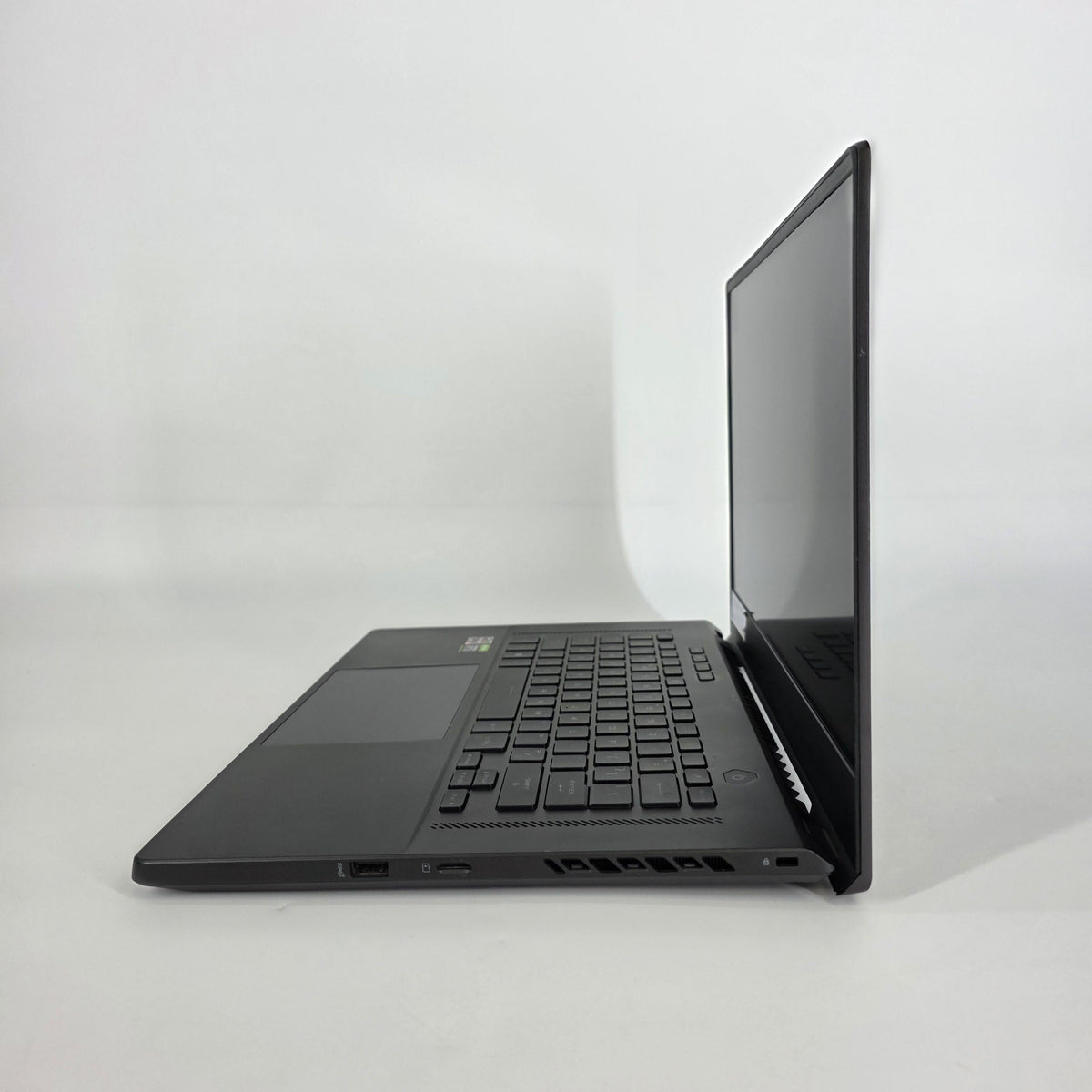Asus ROG Zephyrus G15 GA503 15.6 Black 3.3 GHz AMD Ryzen 9 5900HS
