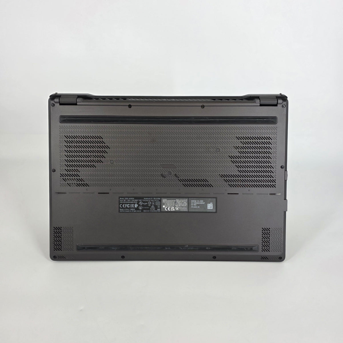 Asus ROG Zephyrus G15 GA503 15.6 Black 3.3 GHz AMD Ryzen 9 5900HS