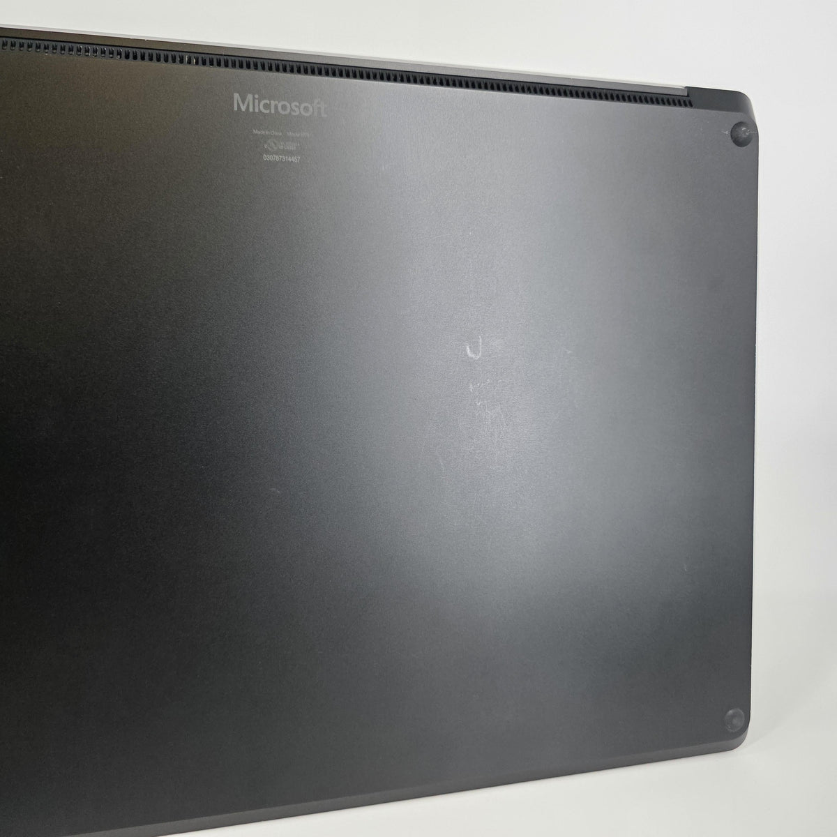 Microsoft Surface Laptop 4 15 Black 3.0 GHz Intel Core i7 11th Gen.