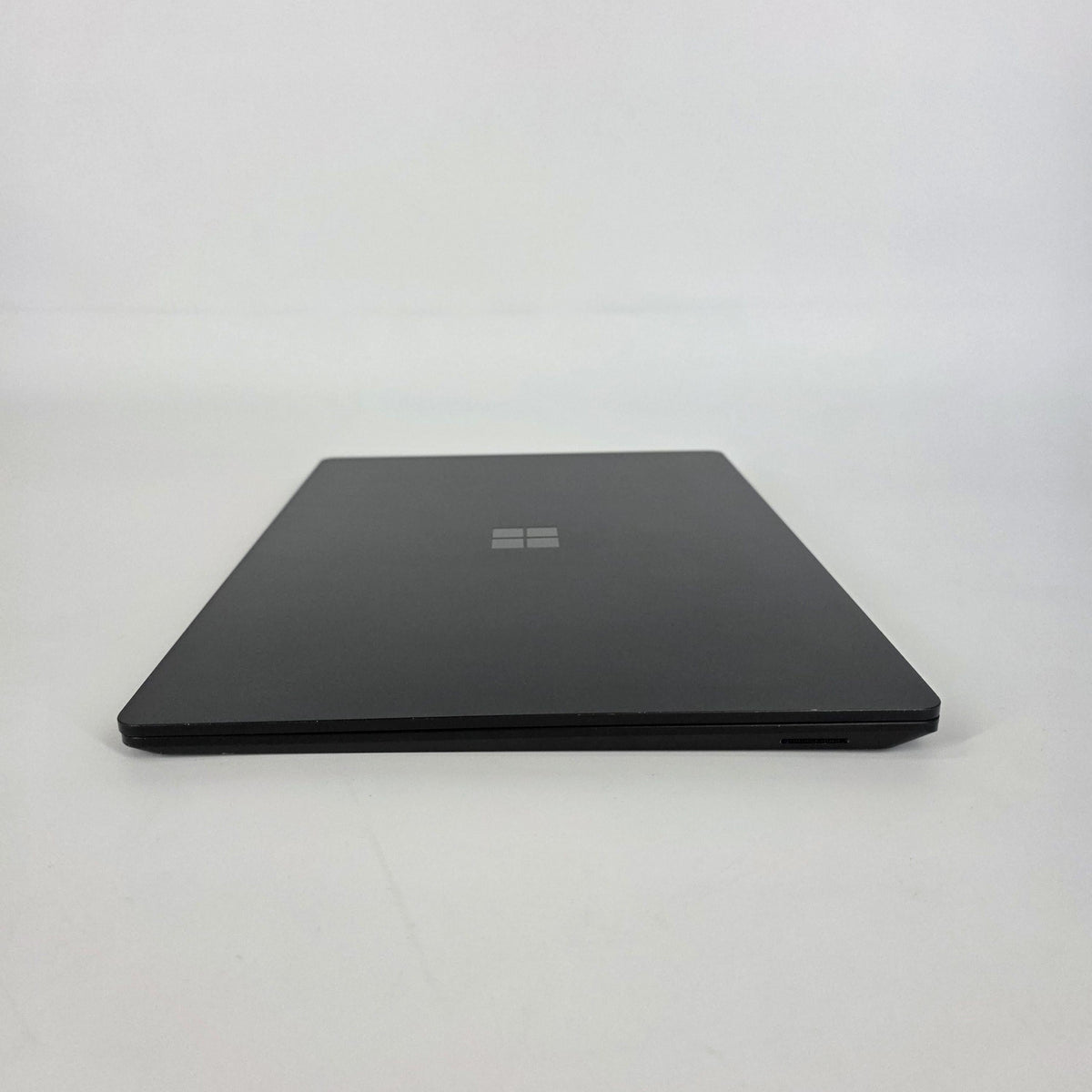 Microsoft Surface Laptop 4 15 Black 3.0 GHz Intel Core i7 11th Gen.