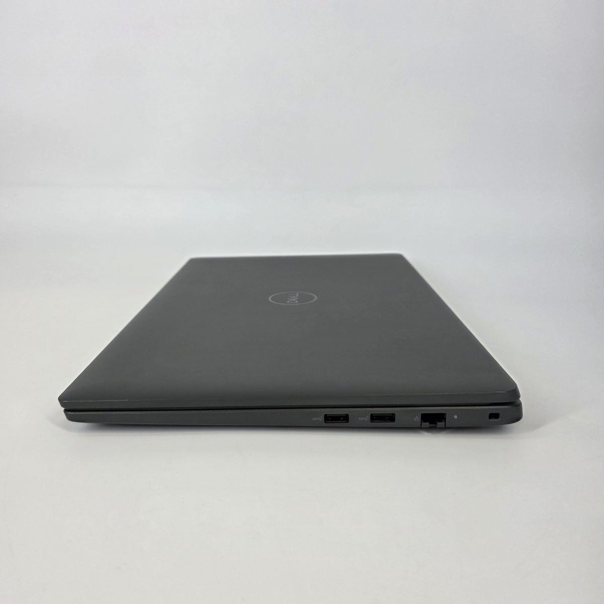 Dell Latitude 3540 15.6 Black 1.3 GHz Intel Core i5 13th Gen. 16GB