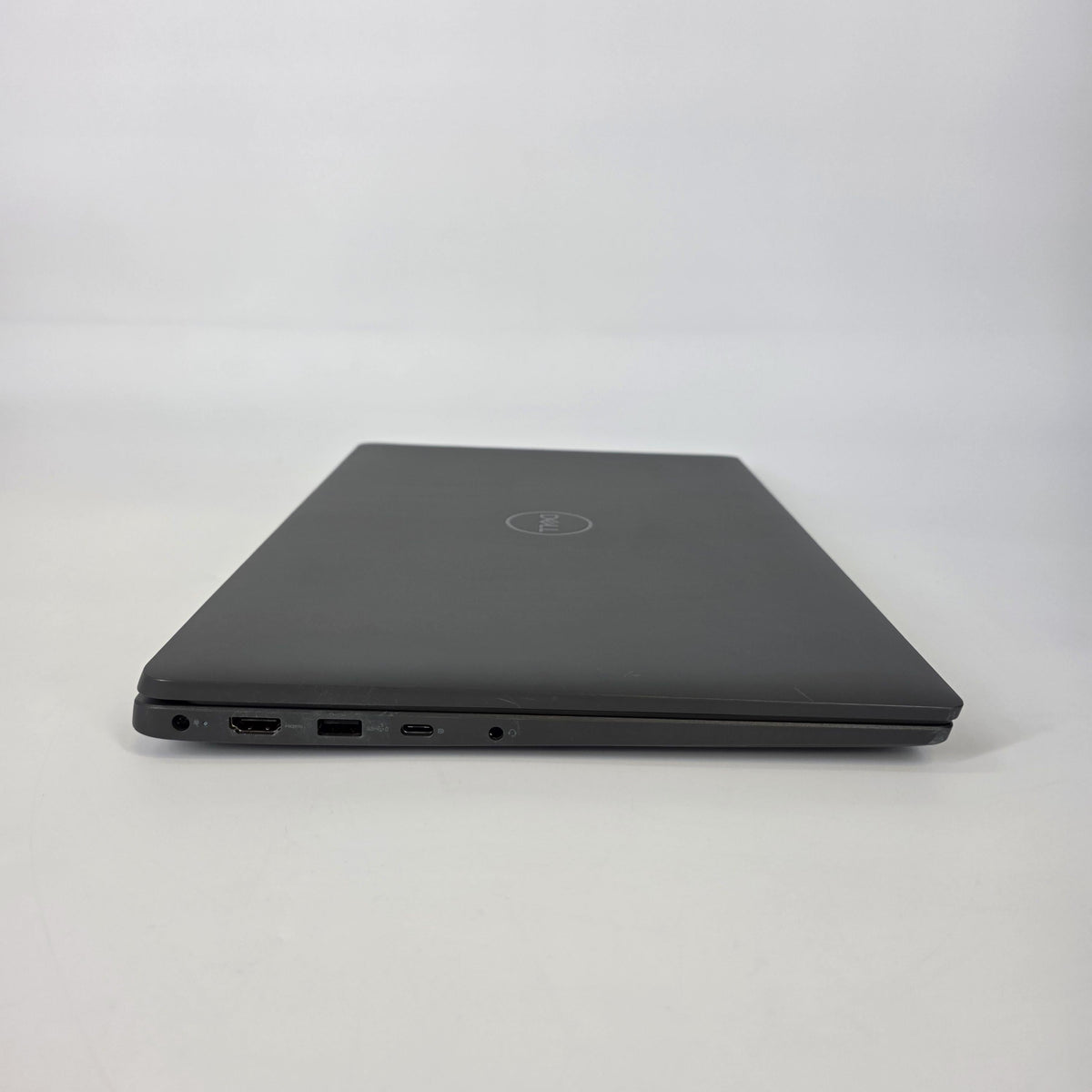 Dell Latitude 3540 15.6 Black 1.3 GHz Intel Core i5 13th Gen. 16GB