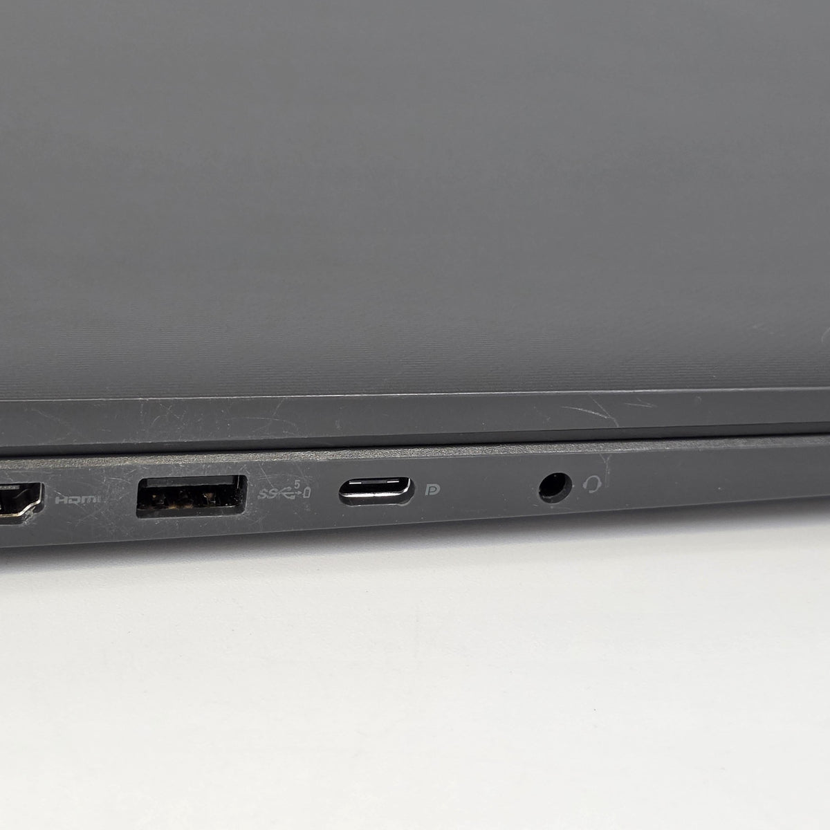 Dell Latitude 3540 15.6 Black 1.3 GHz Intel Core i5 13th Gen. 16GB