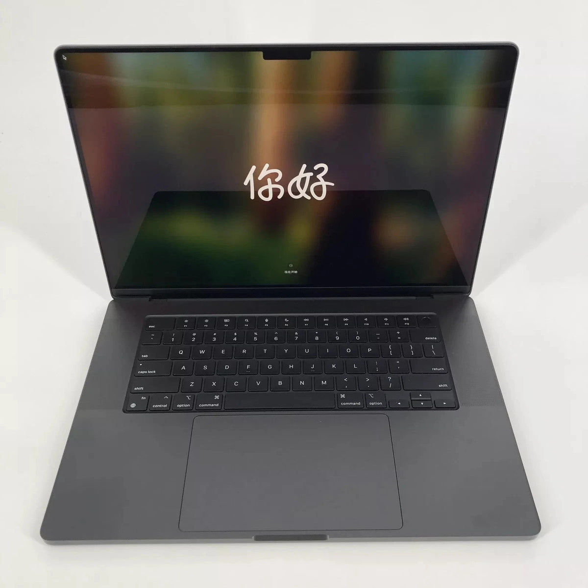 Apple MacBook Pro 16 2026 Space Black M5 Max 18-Core CPU 48GB Unified