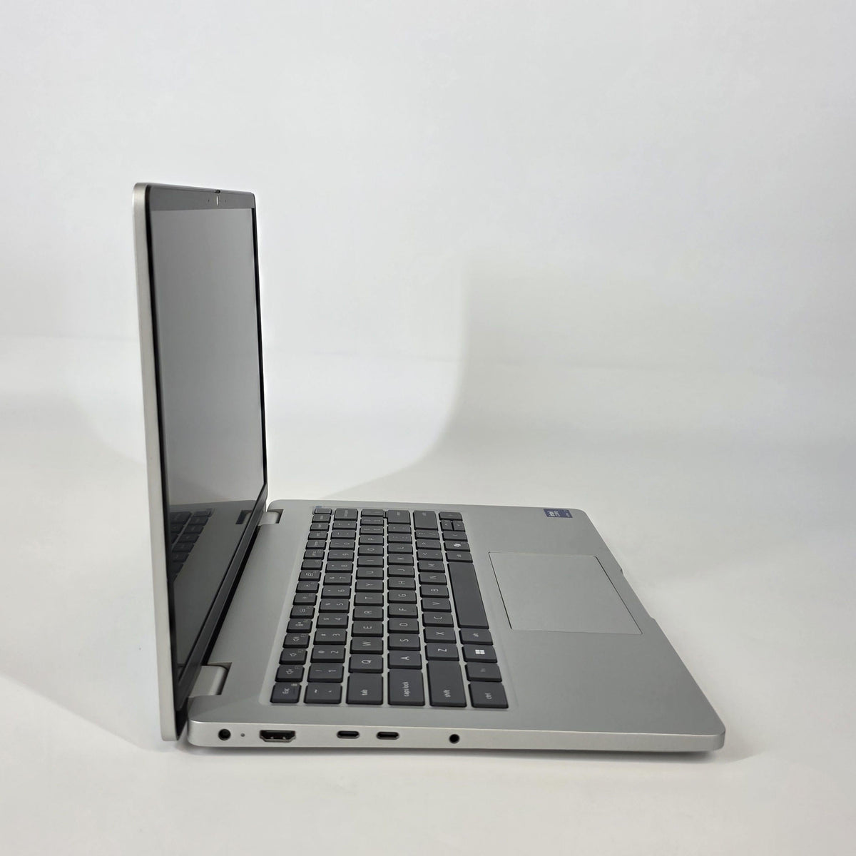 Dell Pro 14 PC14250 Platinum Silver 2.1 GHz Intel Core 7 32GB RAM