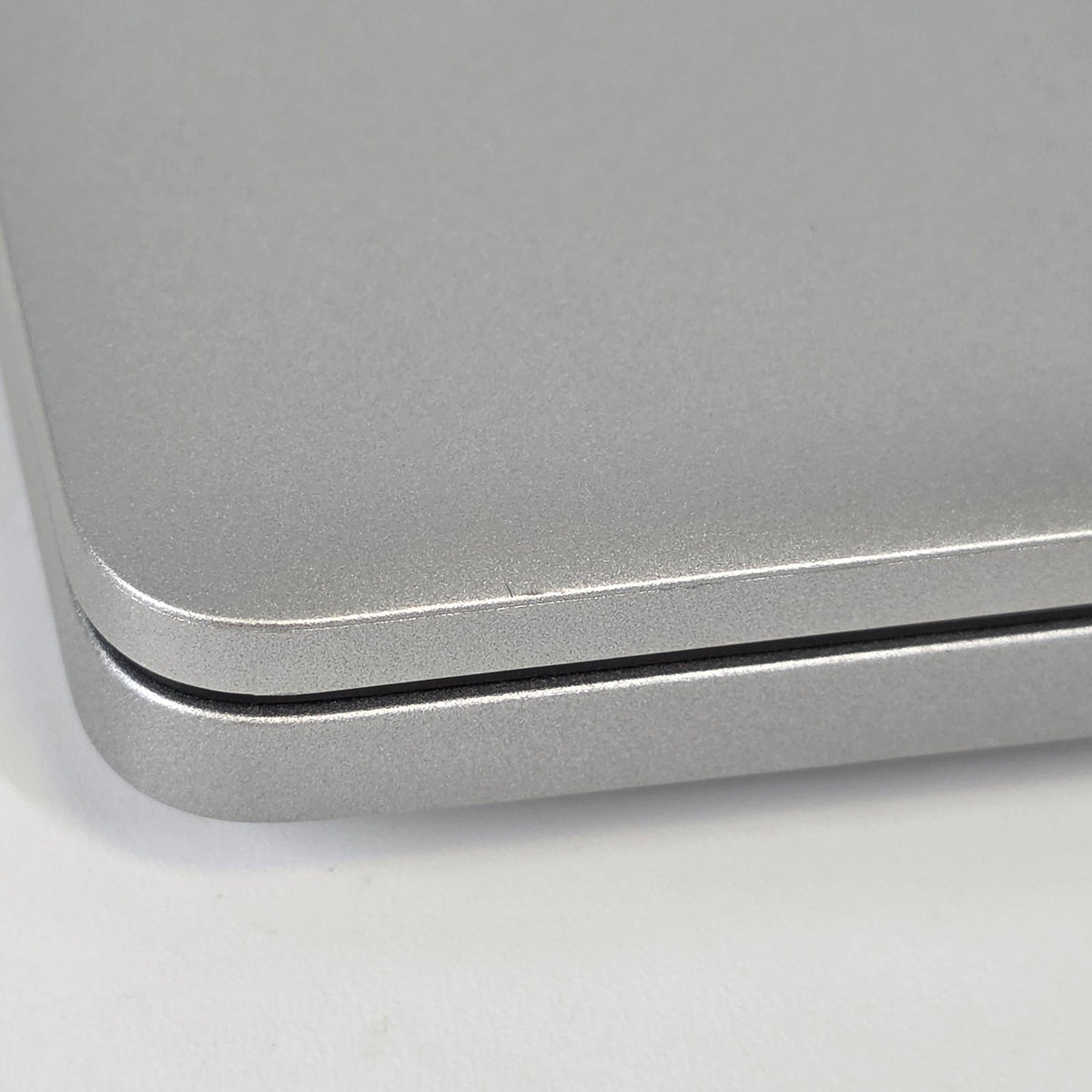 Dell Pro 14 PC14250 Platinum Silver 2.1 GHz Intel Core 7 32GB RAM