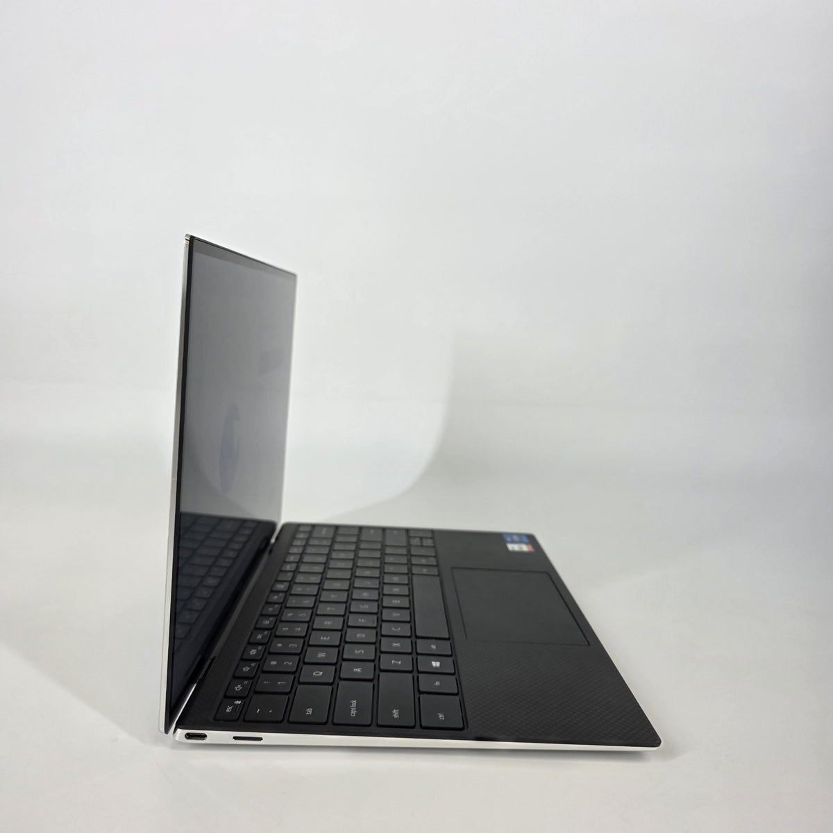 Dell XPS 13 9310 Silver 2.8 GHz Intel Core i7 11th Gen. 32GB RAM 1TB