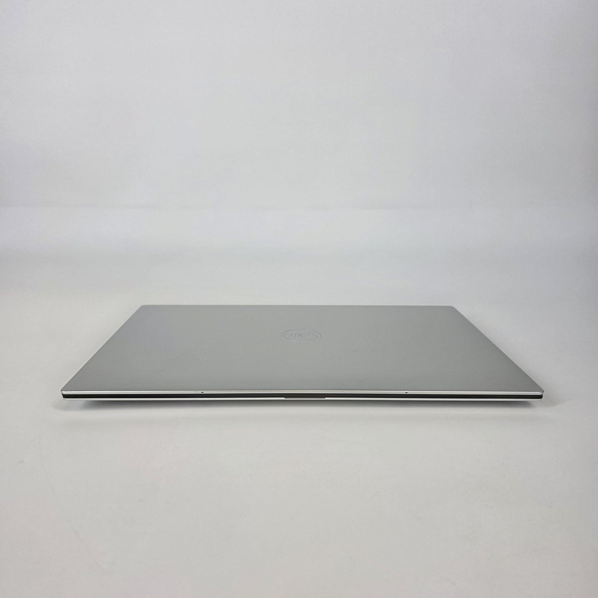 Dell XPS 13 9310 Silver 2.8 GHz Intel Core i7 11th Gen. 32GB RAM 1TB