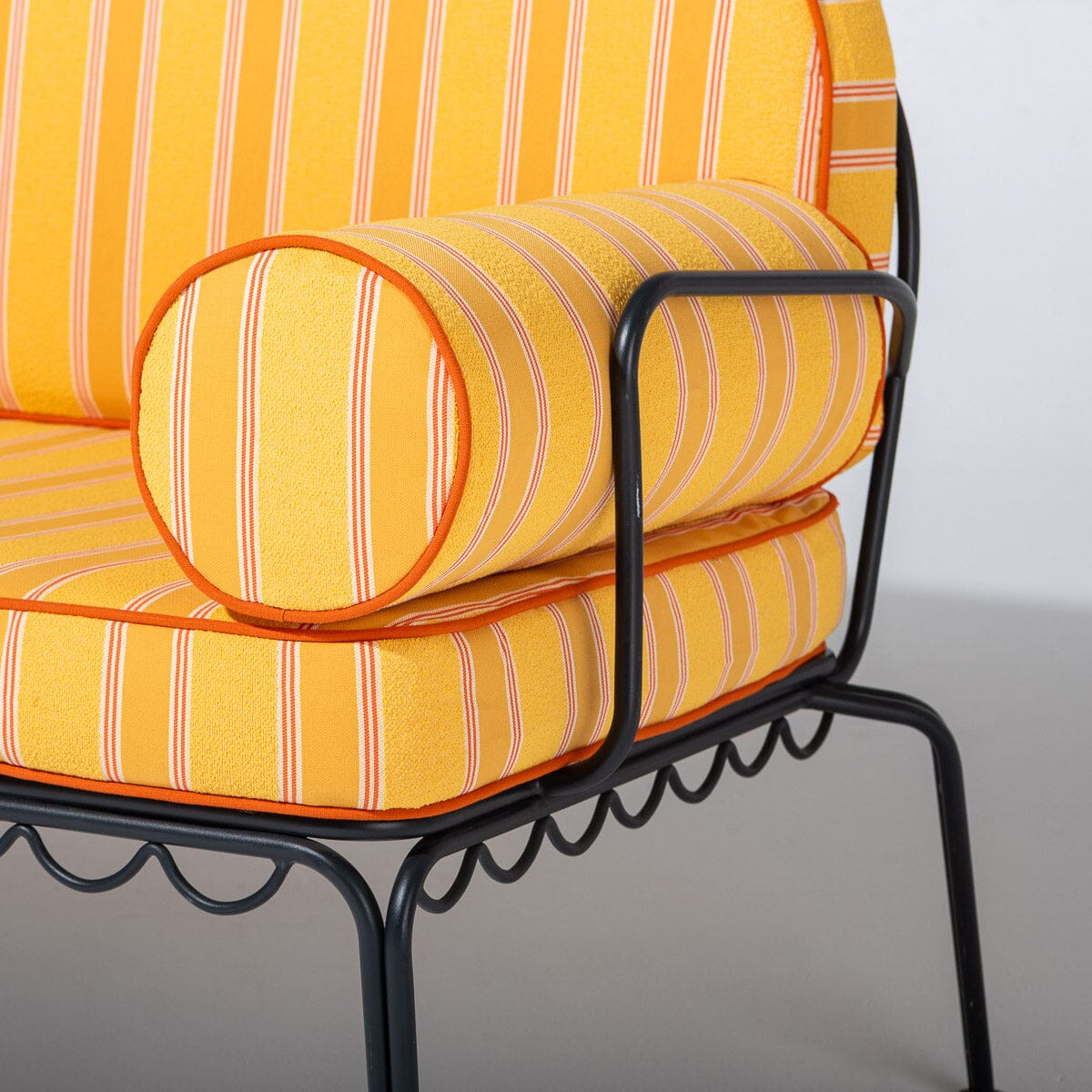 The Al Fresco Love Seat