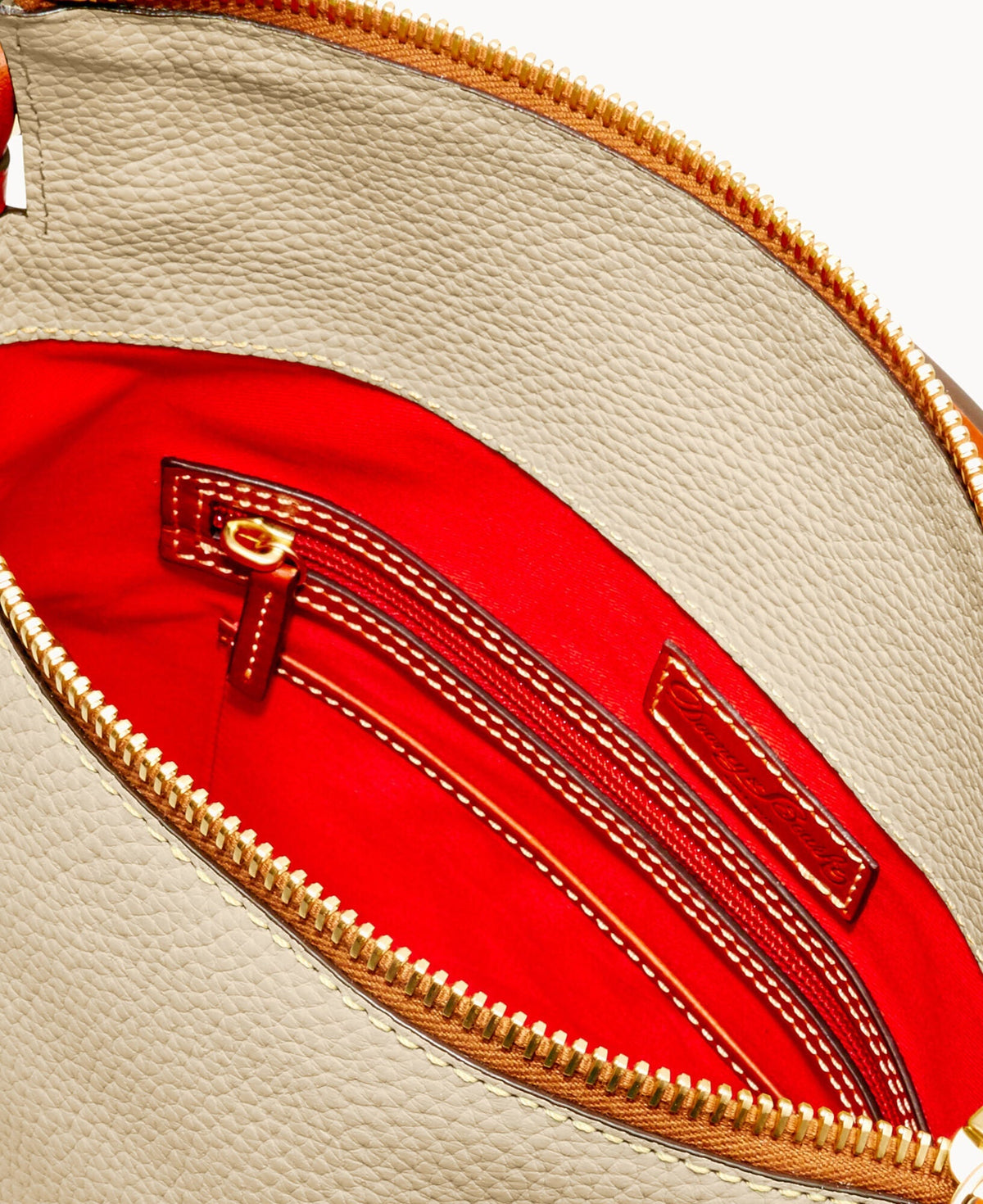 Pebble Grain Small Sloan