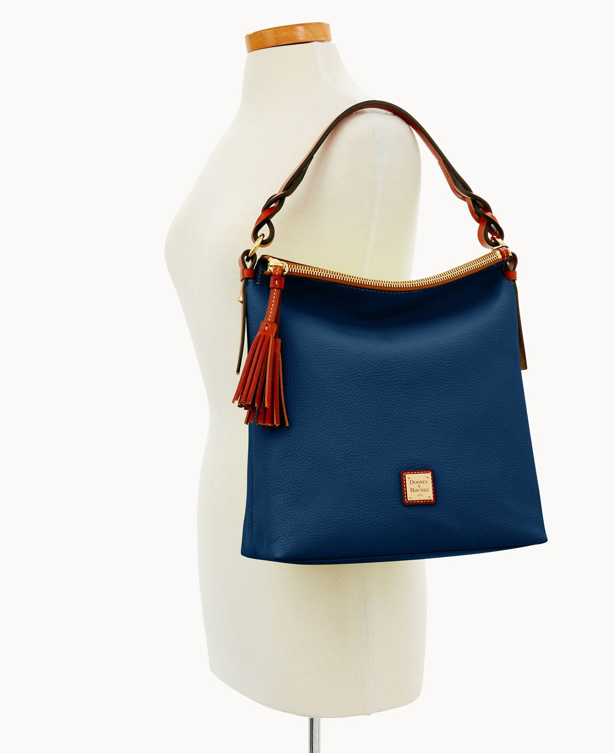 Pebble Grain Small Sloan