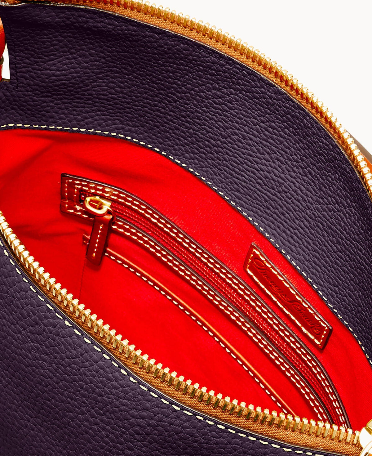 Pebble Grain Small Sloan