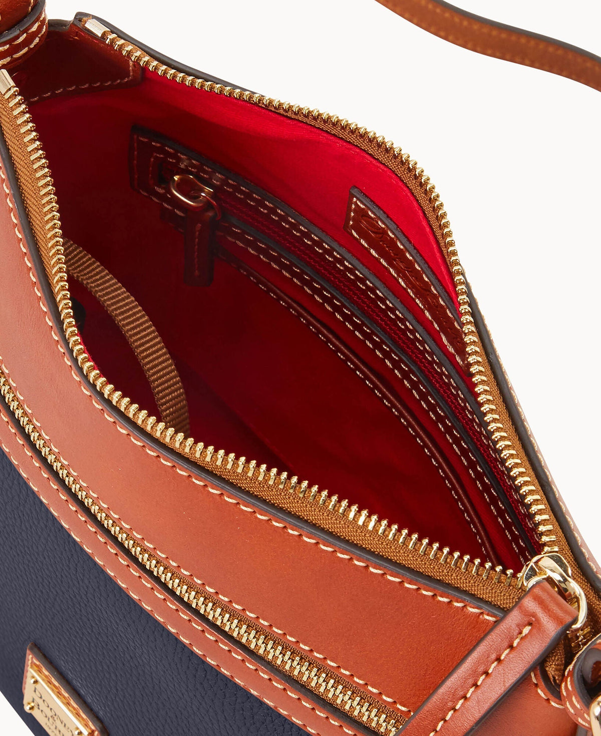 Pebble Grain Crossbody 25