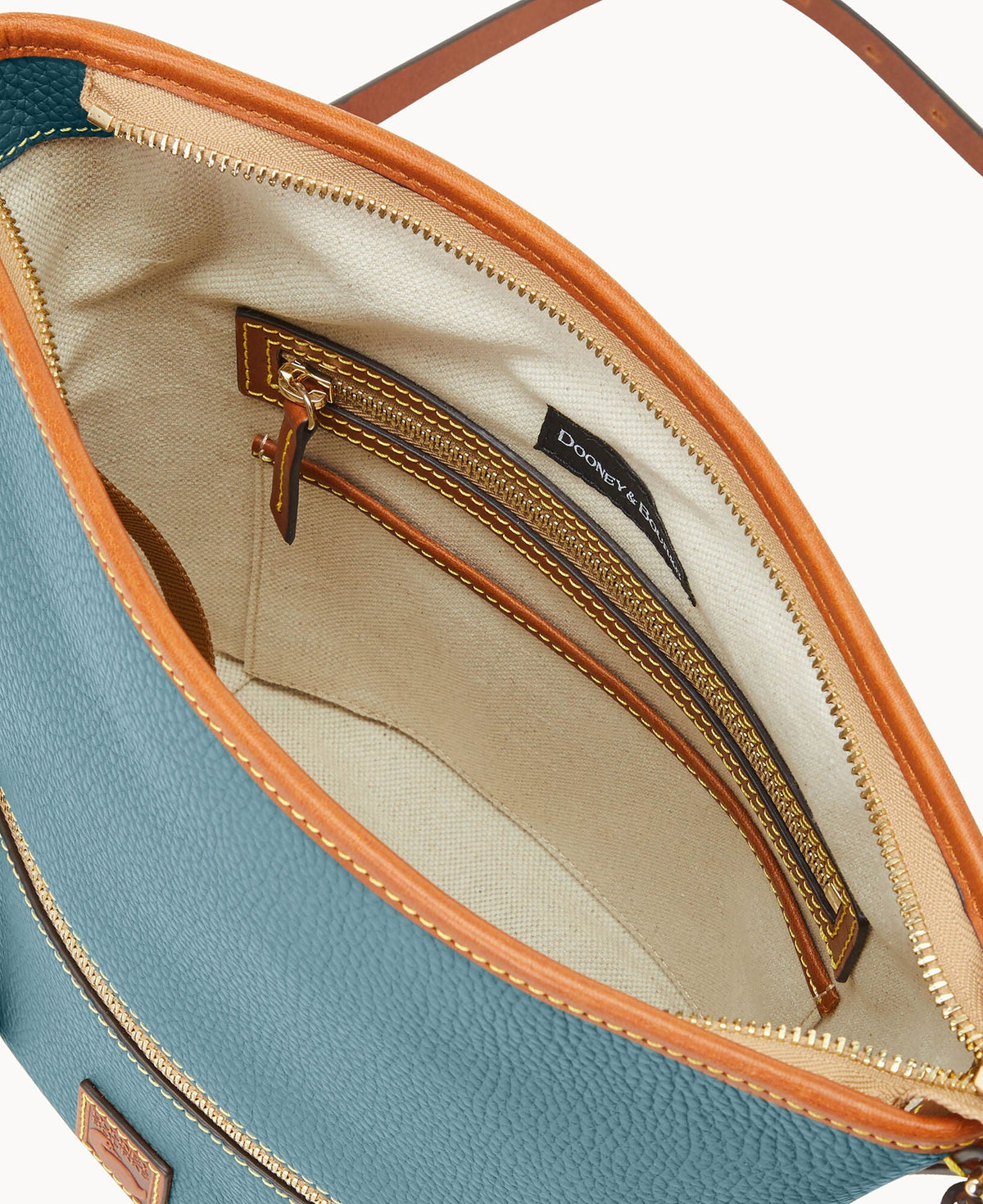 Pebble Grain Zip Sac