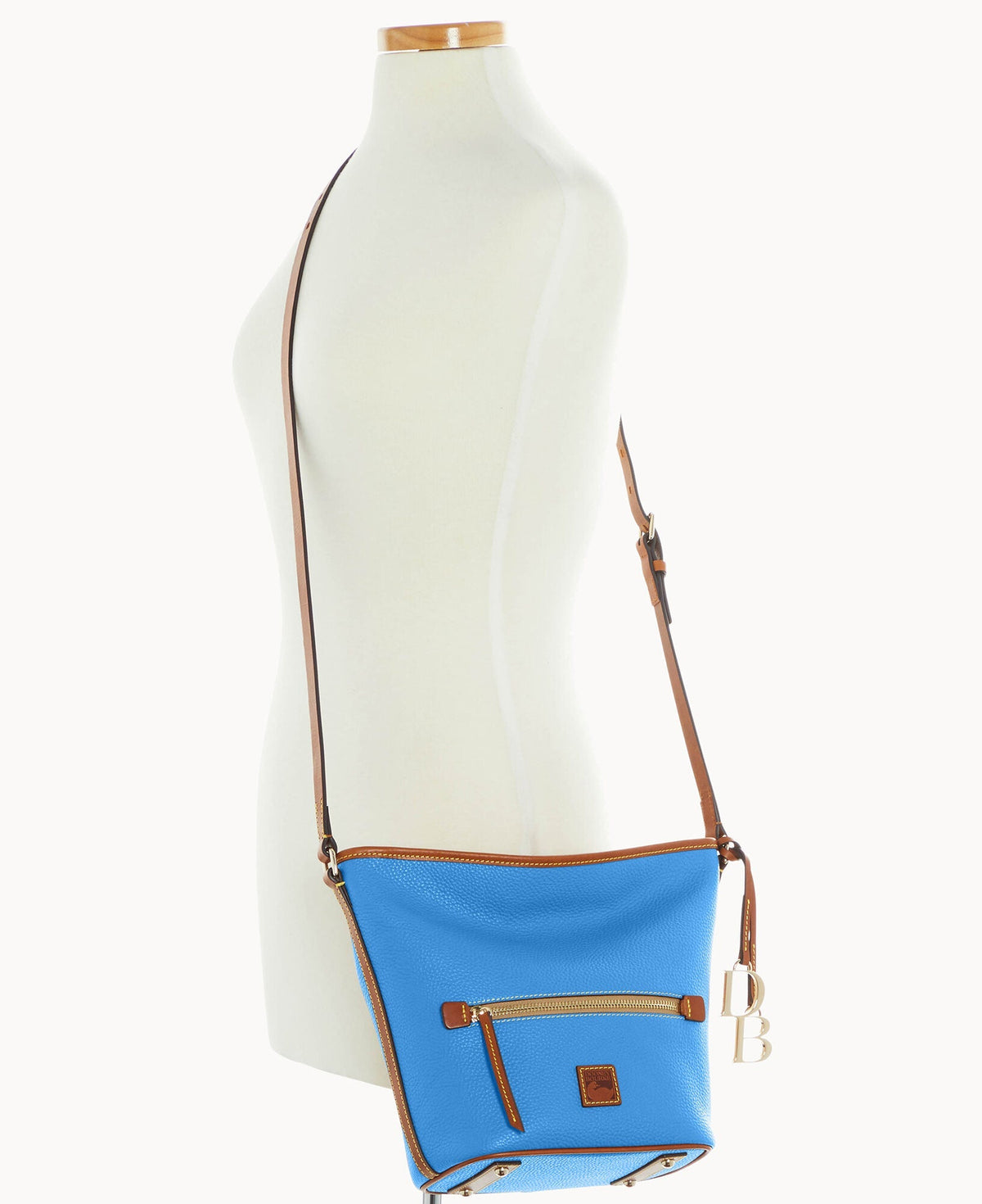 Pebble Grain Zip Sac