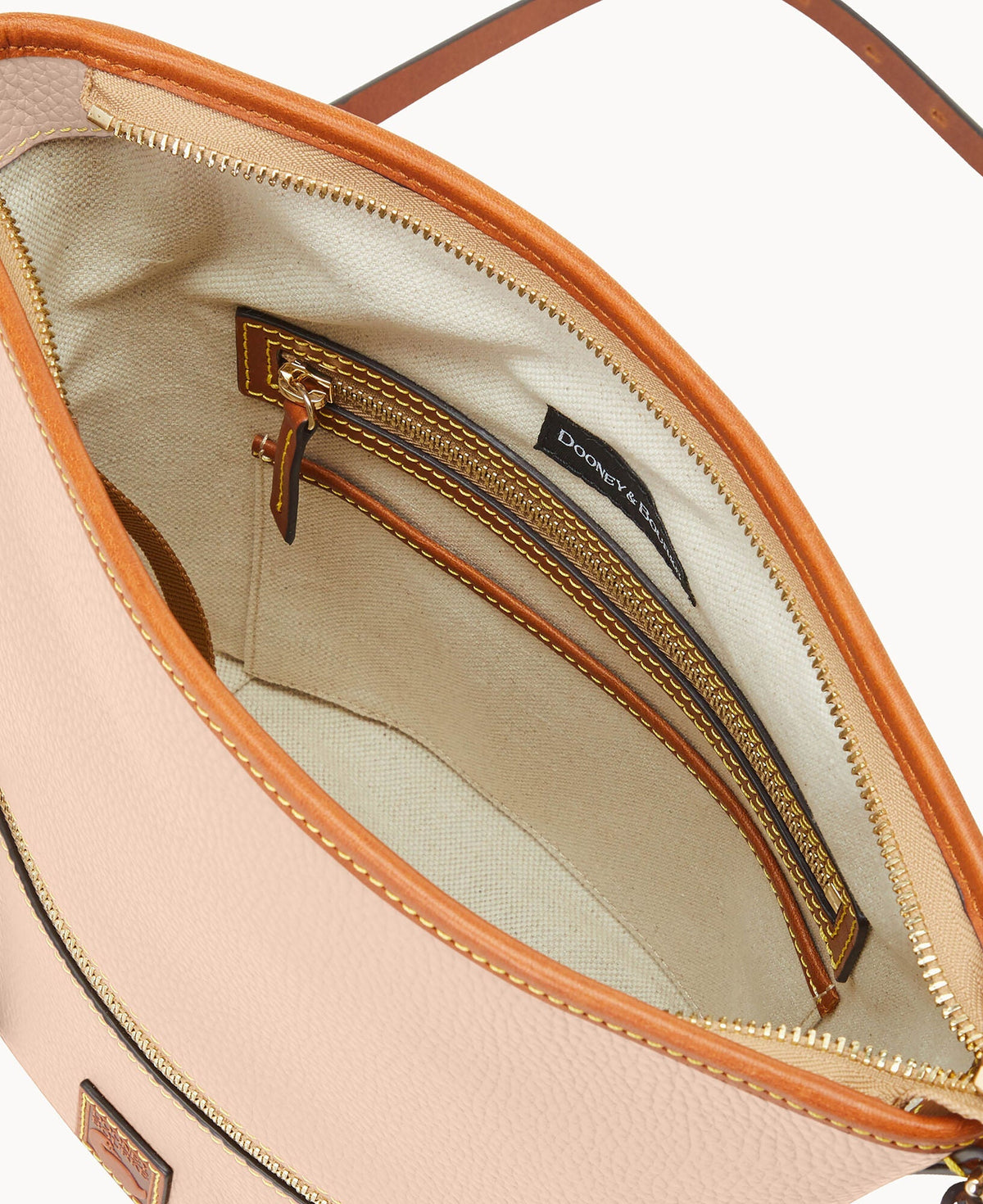Pebble Grain Zip Sac