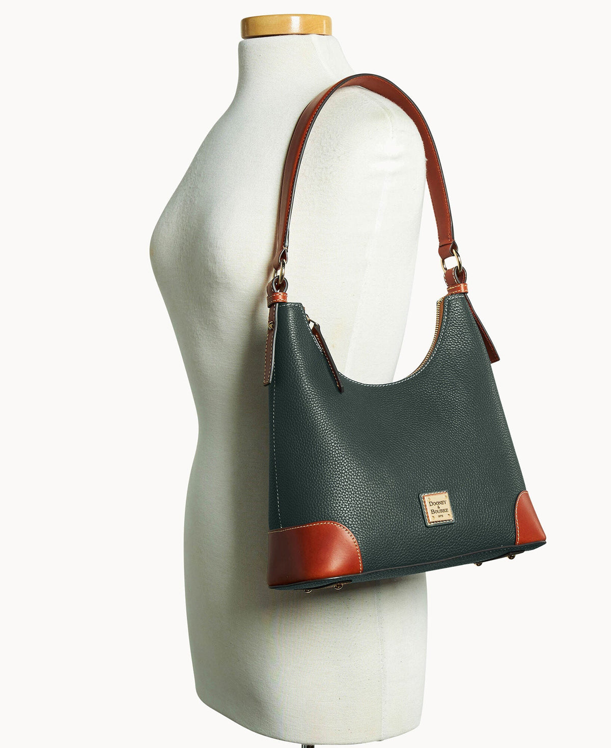 Pebble Grain Small Hobo