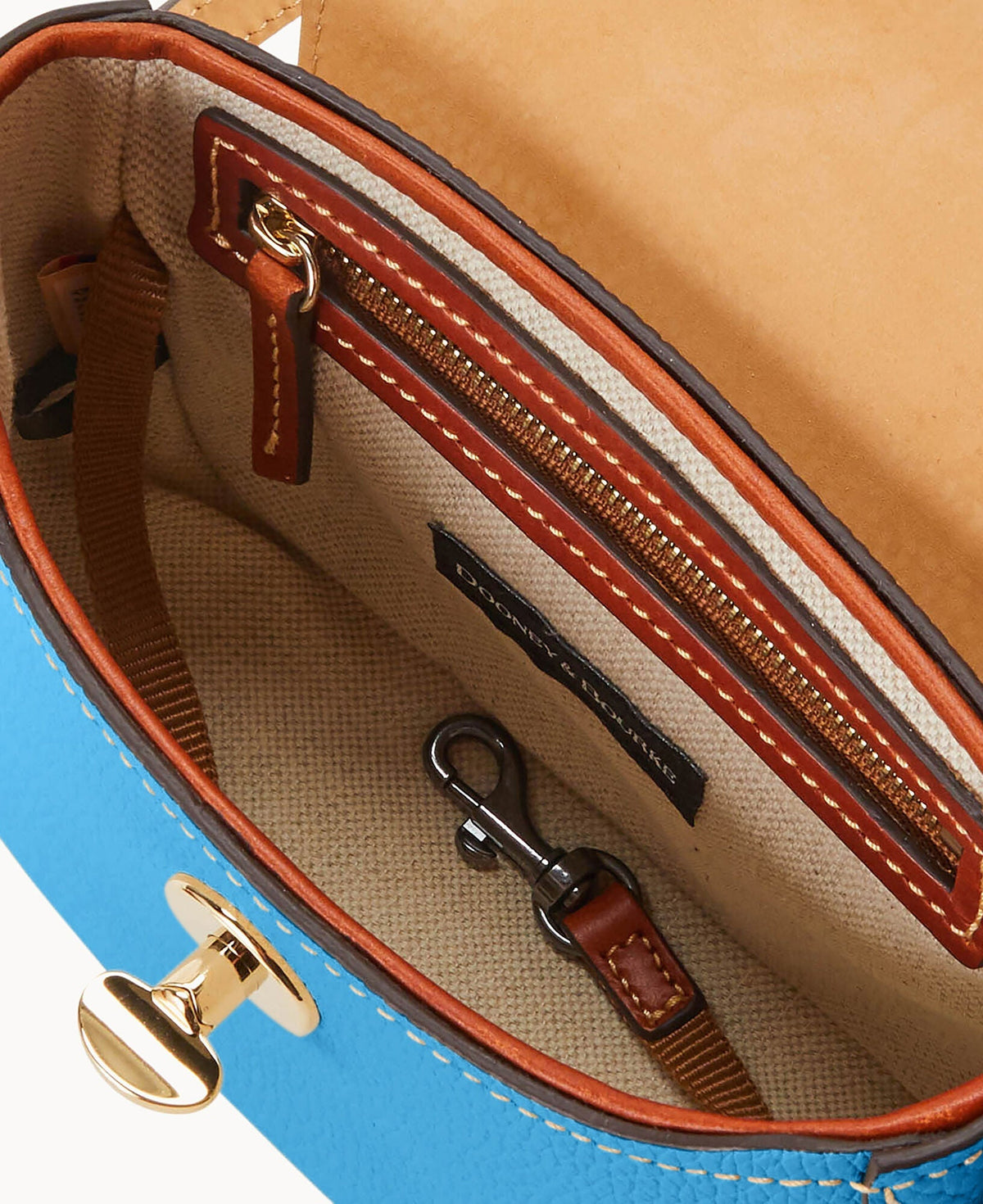 Pebble Turnlock Flap Saddle